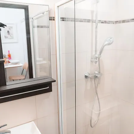 Apartment Bakats Riverside Boutique With Ac