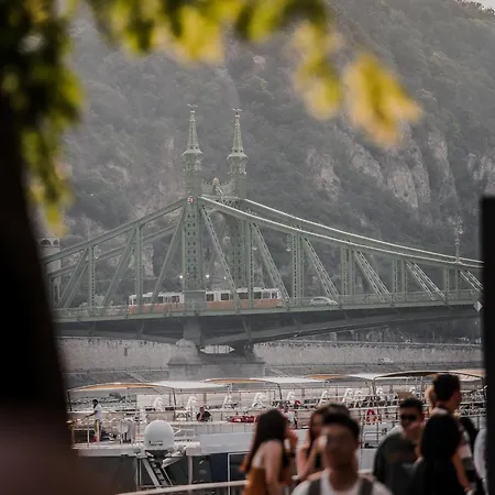 Bakats Riverside Boutique With Ac * Budapest